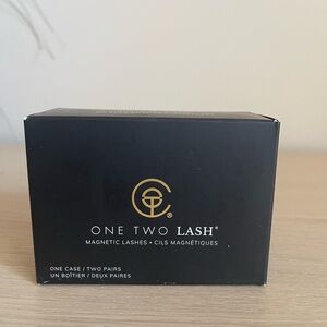 One Two Lash Magnetic Lashes Natural Accent